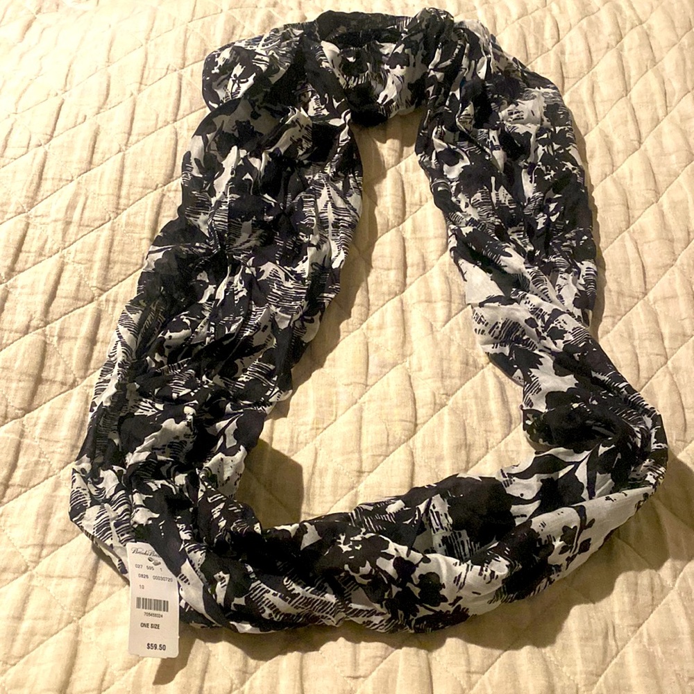 New Scarf brooks brothers